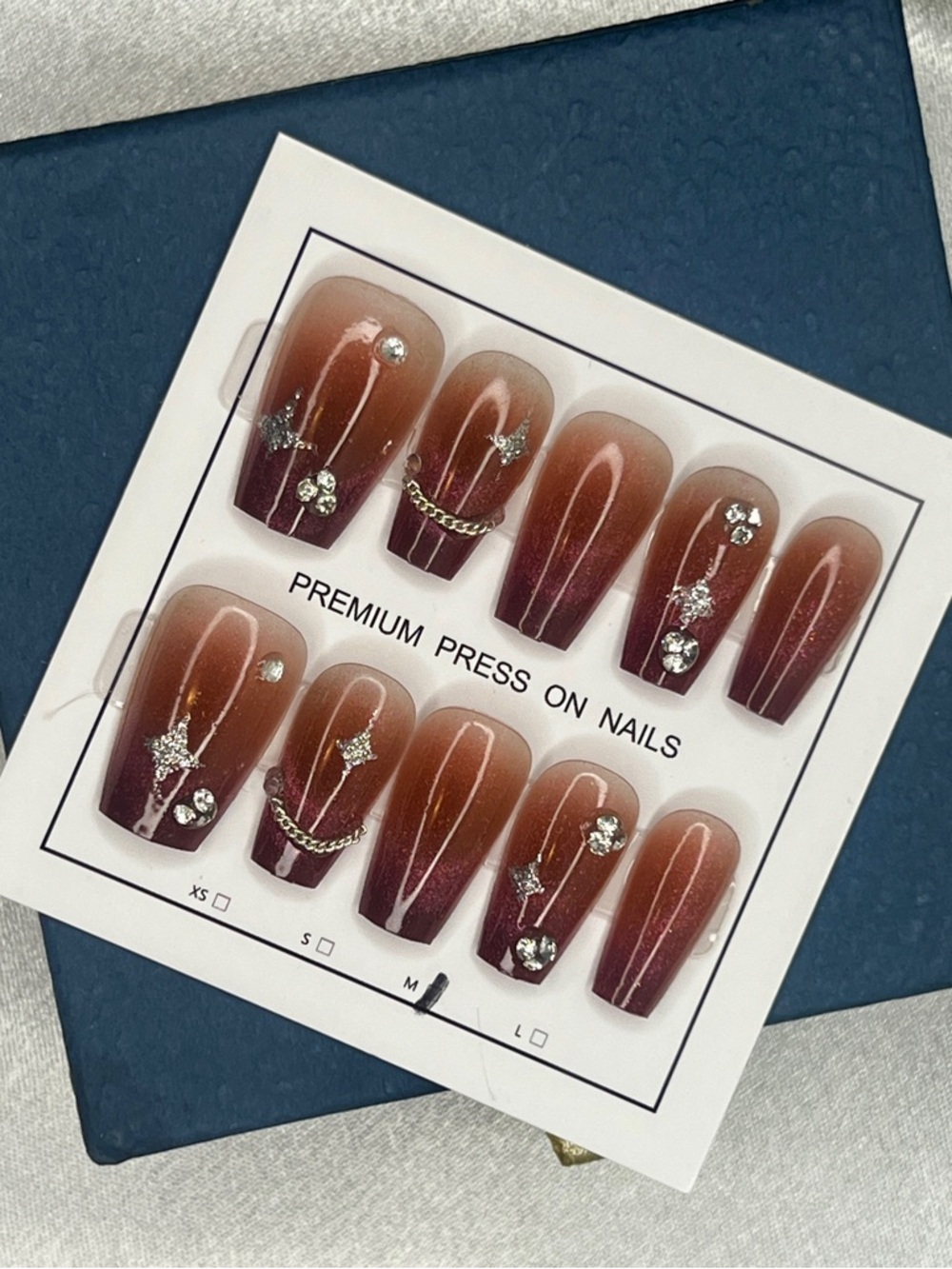 Press on nails size M cat eyes red burgundy